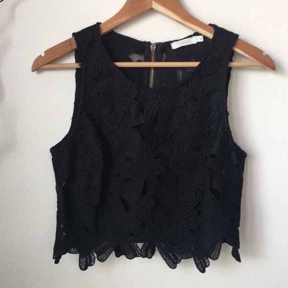 LUSH Black Lace Crop Top - Picture 2 of 4